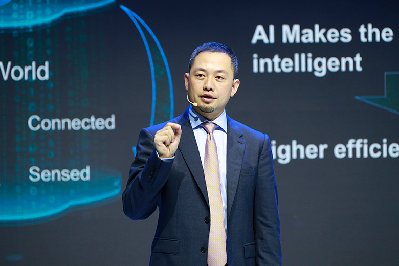 Qiu Heng, President of Global Marketing for the Huawei Enterprise Business Group, delivering his speech at CeBIT 2018