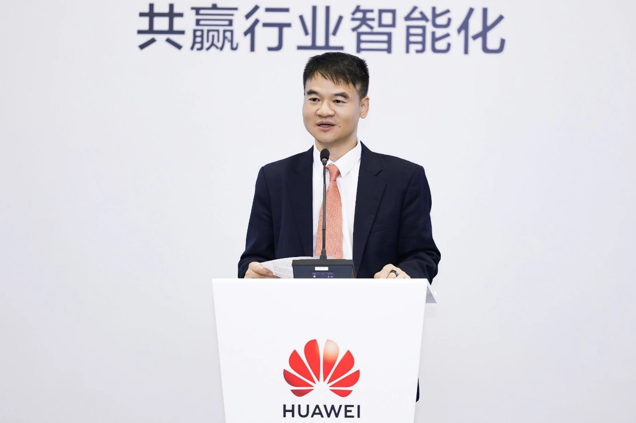 Phillip Gan, Senior Vice President, ICT Infrastructure Managing Board Chief of Office, Huawei