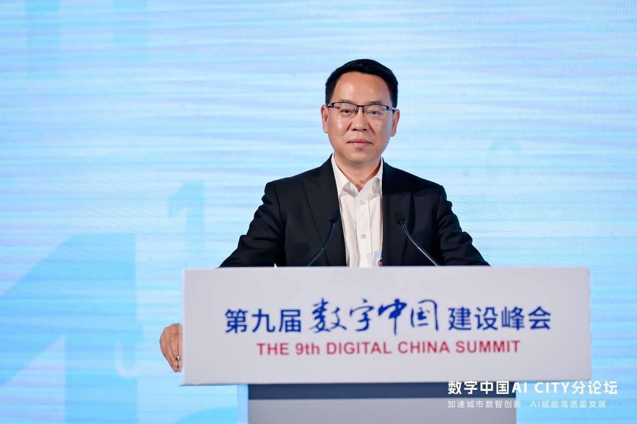 华为政务一网通军团副总裁、Marketing与解决方案销售部总裁 邹思轶