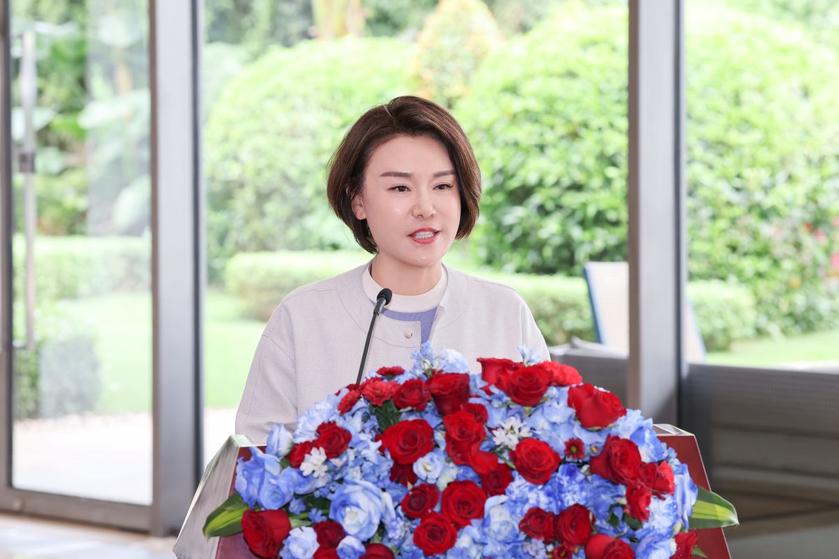 大连银行党委副书记、行长韩萍