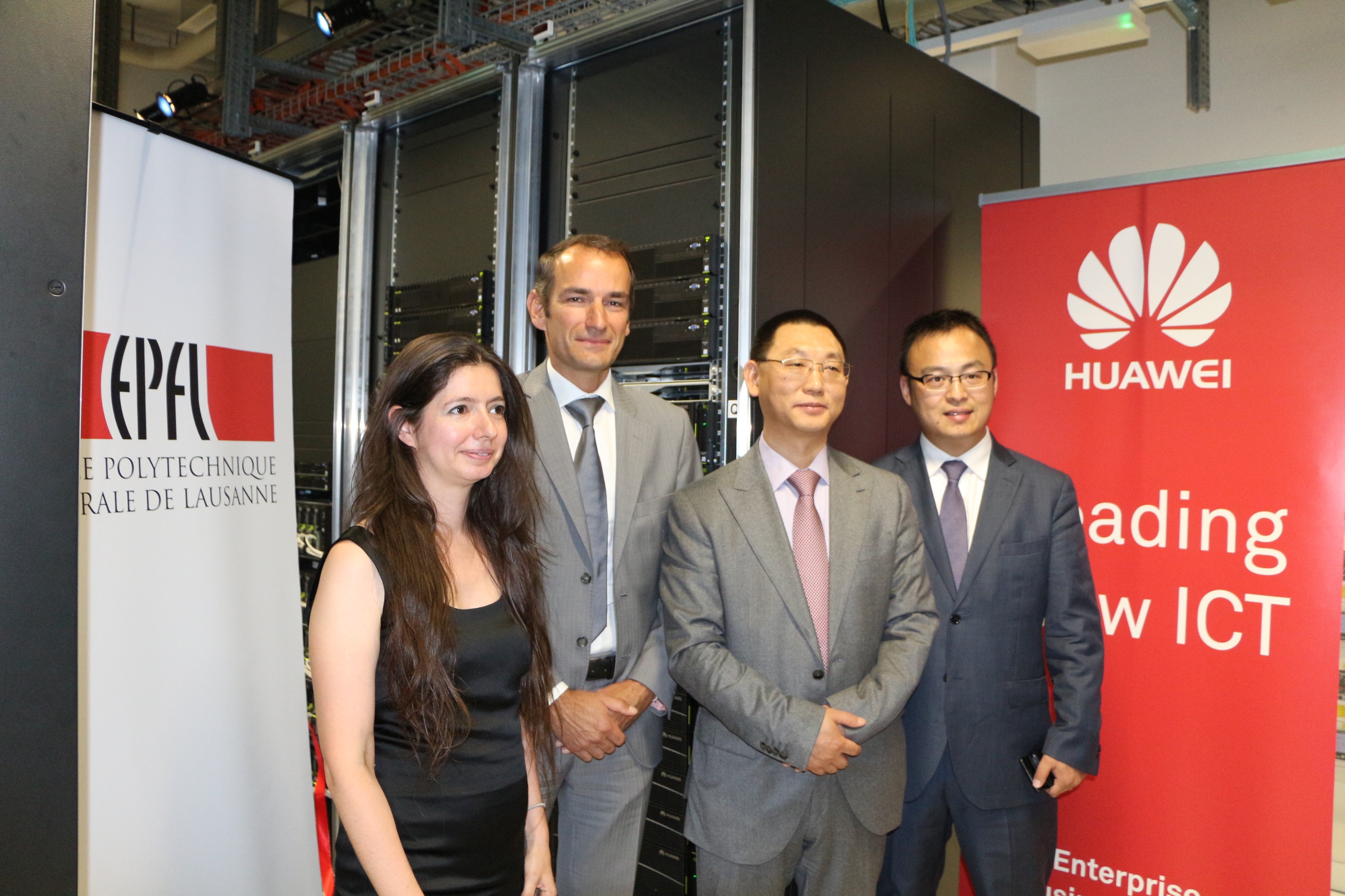 To enhance future competitiveness, EPFL has planned to upgrade and expand its HPC system since last year because resources are insufficient.Huawei repeatedly conducts detailed analysis and figures out a solution，which has 408 FusionServer XH620 servers deployed as compute nodes.